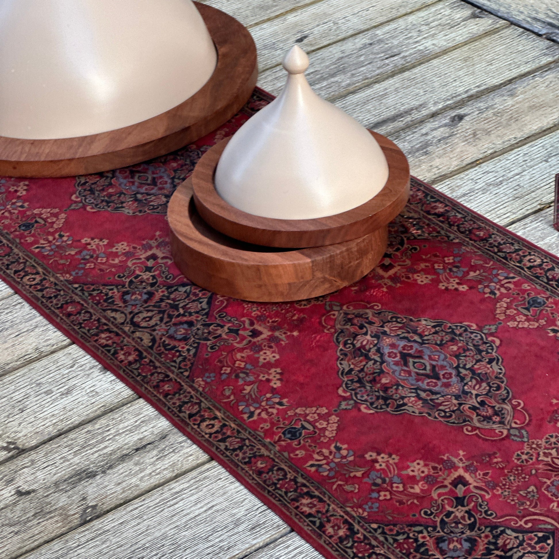Kashan Table Runner - Days of Eid